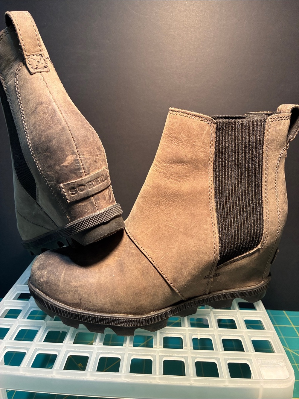 Sorel Women's Chelsea Ankle Boots in Taupe Brown